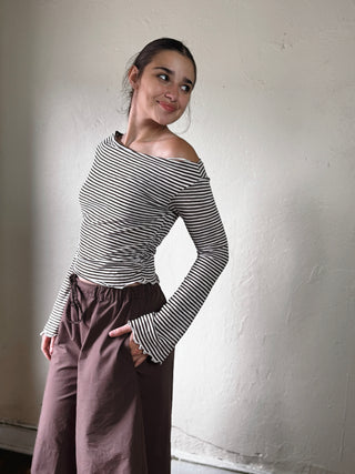 Weekend Muse Asymmetrical Top | Brown
