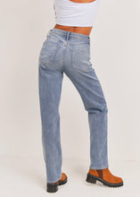 Load image into Gallery viewer, Just Black Vintage Straight Jean
