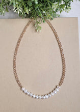 Load image into Gallery viewer, Pearl and Shiny Bead Necklace
