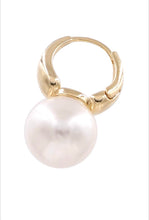 Load image into Gallery viewer, Cream Pearl Hoop Earrings
