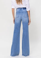 Load image into Gallery viewer, Vervet Super High Rise Wide Leg Jean
