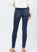 Load image into Gallery viewer, Extended Judy Blue Dark Wash Skinny Jean
